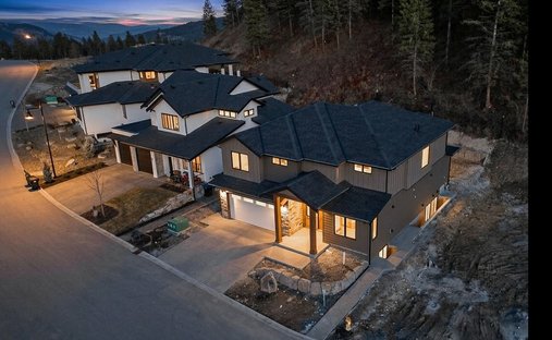 House in Kelowna, British Columbia, Canada 1