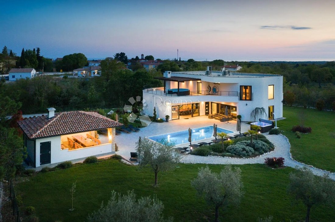 House in Svetvincenat, Istria County, Croatia 2 - 17425640