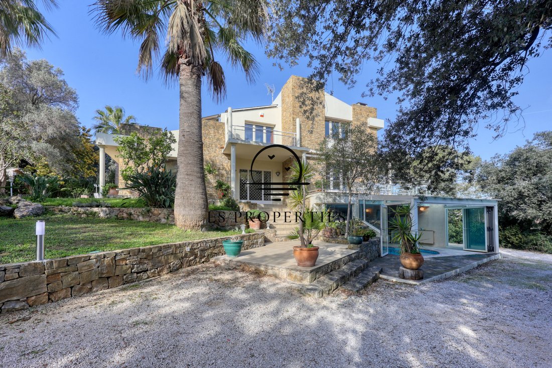 Villa in Nord, Sanary-sur-Mer, France 1 - 17425401