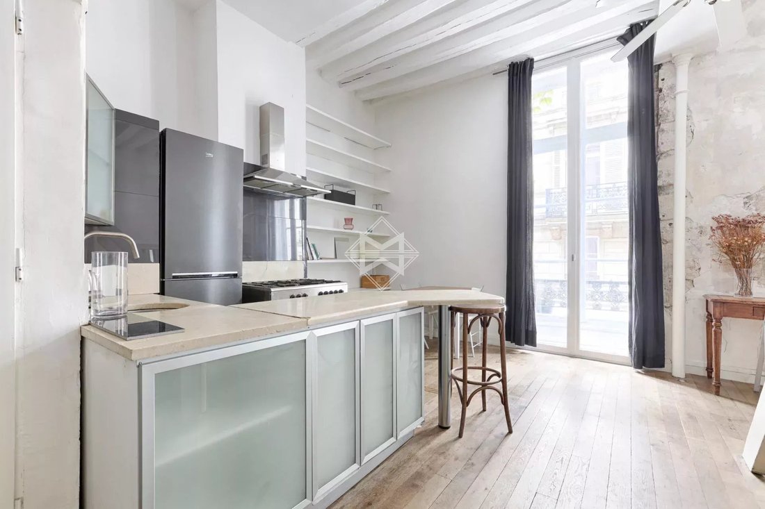 Apartment in Saint Thomas d'Aquin, Paris 7e Arrondissement, Paris 4 - 17422657