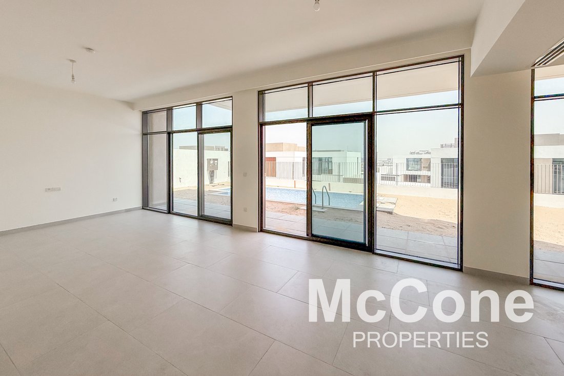 Villa in Jebel Ali Village, Dubai, United Arab Emirates 2 - 17423451