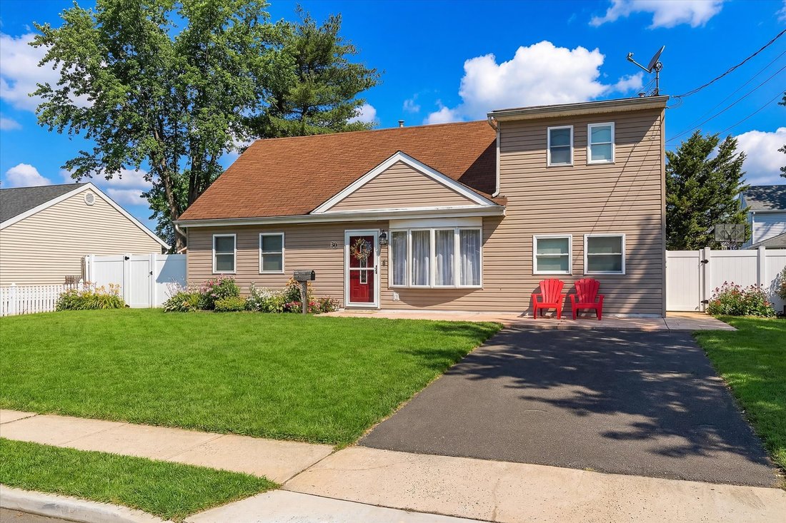 House in Hazlet, New Jersey, United States 1 - 17424245