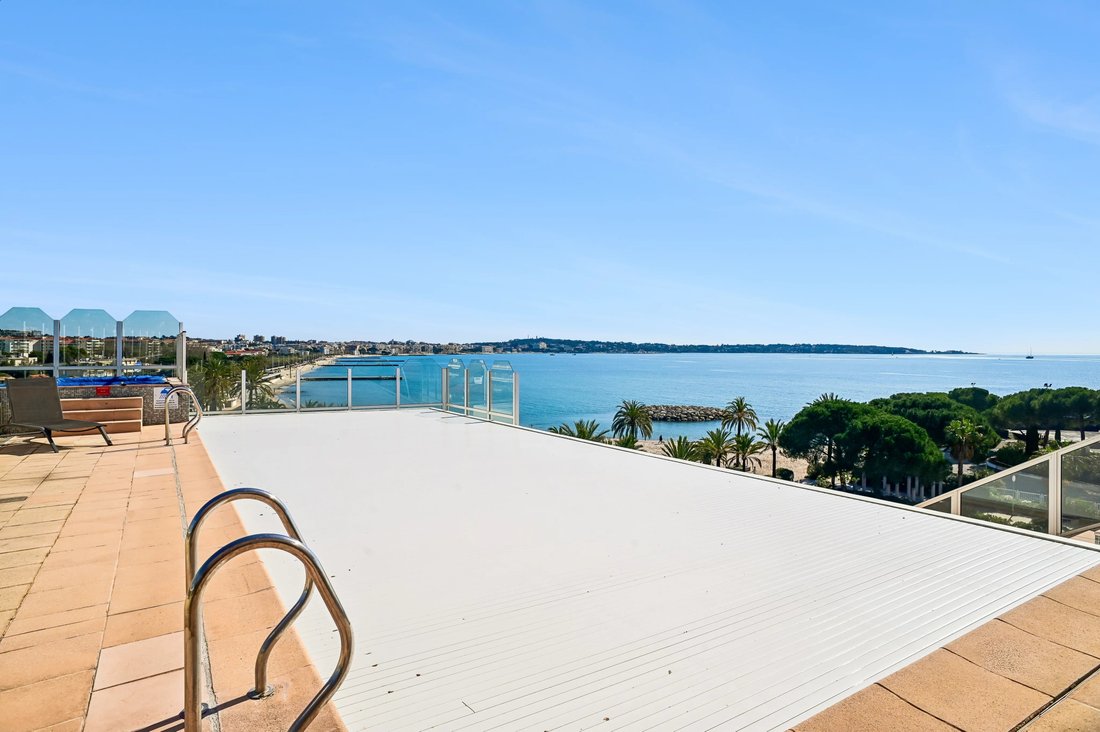 Apartment in Gabelle-Courcettes-Les Clos, Vallauris, France 4 - 17423469
