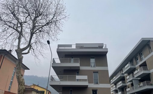 Penthouse in Valdagno, Veneto, Italy 1