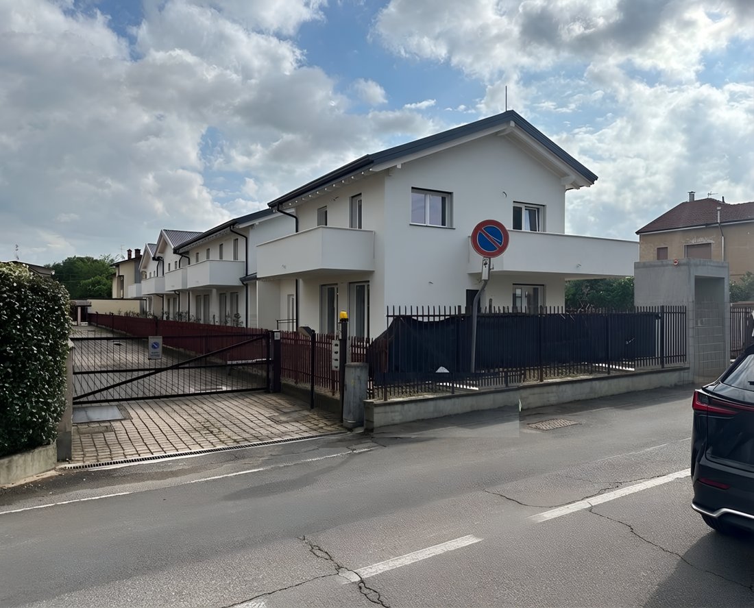 Villa in Arcore, Lombardy, Italy 1 - 14440883