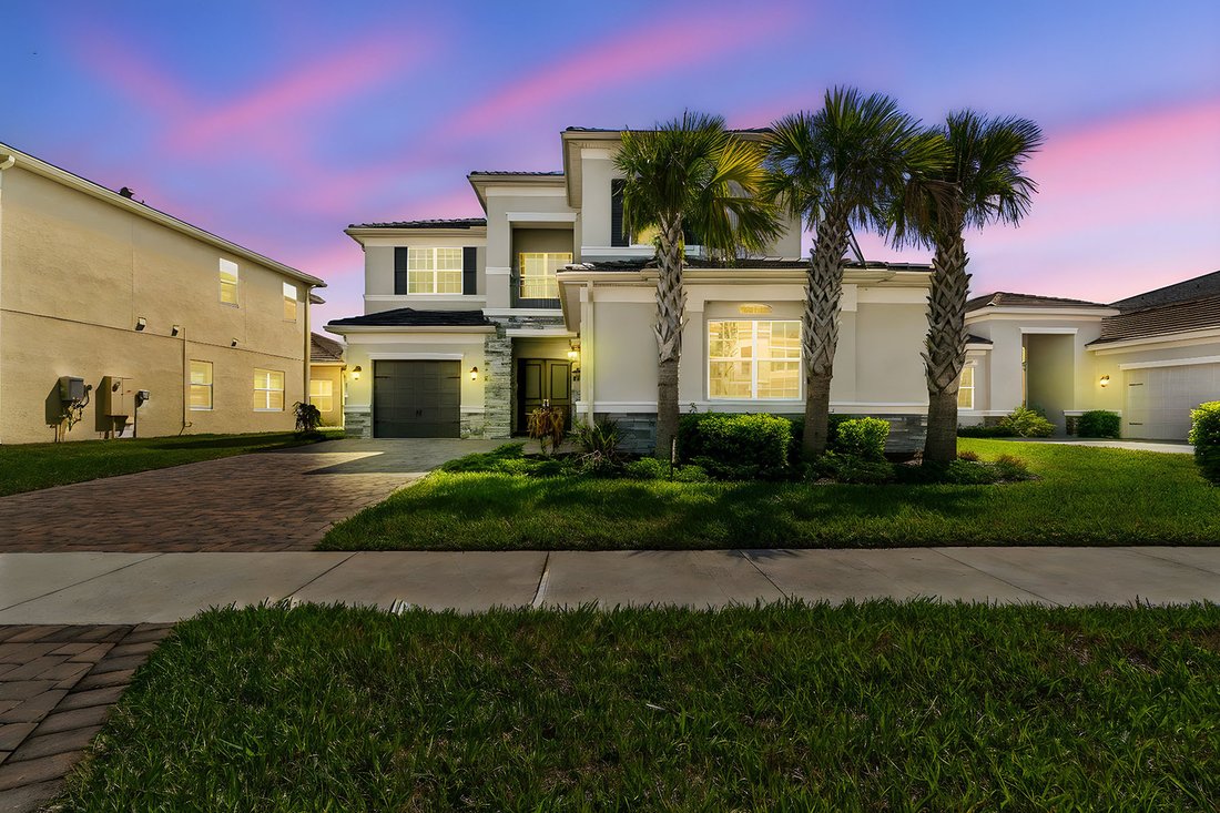 House in Zephyrhills, Florida, United States 1 - 17424272