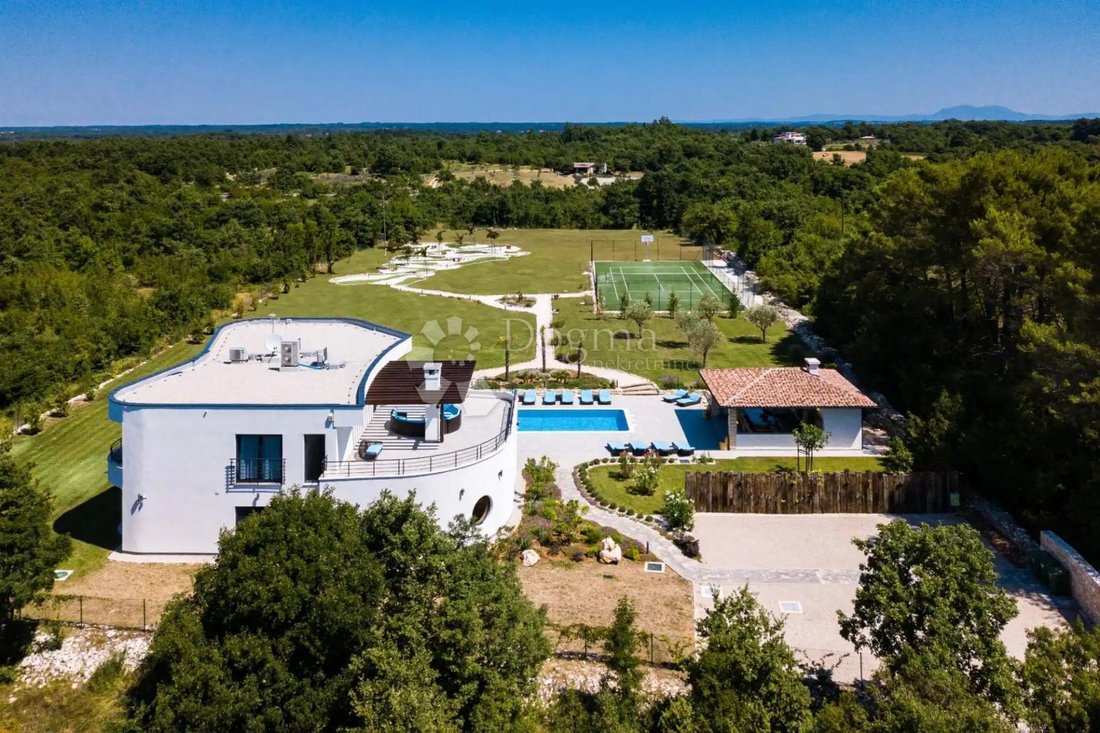 House in Svetvincenat, Istria County, Croatia 1 - 17425640