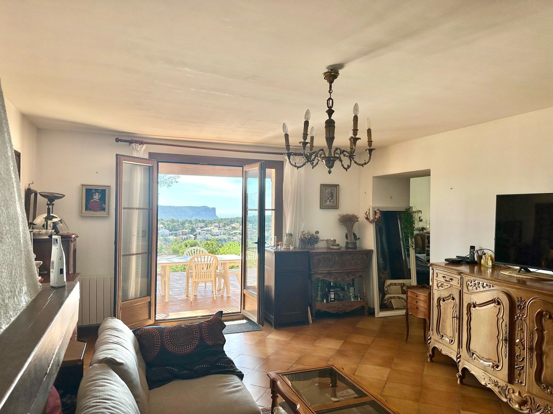 Villa in Carnoux-en-Provence, Provence-Alpes-Côte d'Azur, France 4 - 17423231