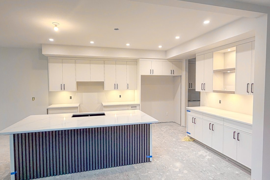 House in Kelowna, British Columbia, Canada 3 - 17424276