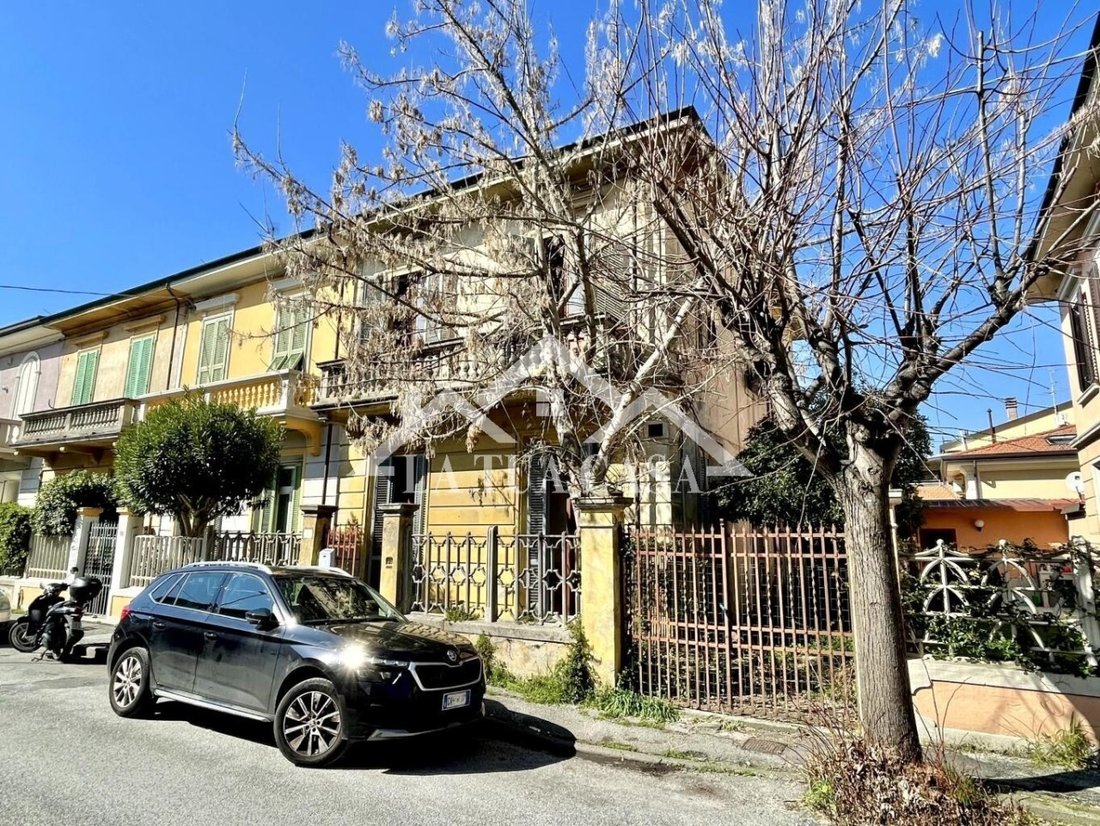 Villa in Darsena - Ex Campo di Aviazione, Viareggio, Tuscany 3 - 17425245