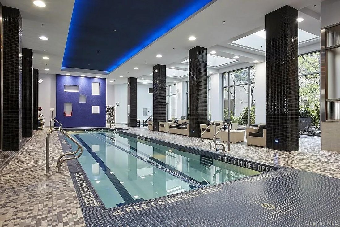 Condo in New York, New York, United States 4 - 17422662