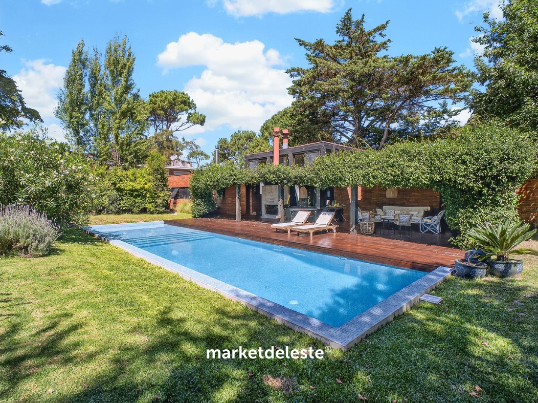 House in Punta del Este, Maldonado Department, Uruguay 1 - 17423773