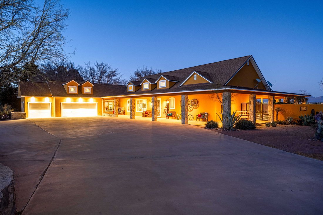 House in Las Cruces, New Mexico, United States 1 - 17422605