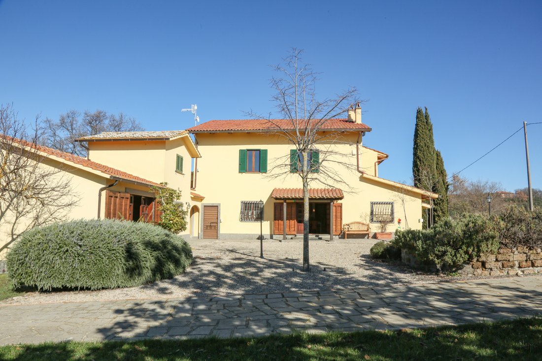 Villa in Vetralla, Lazio, Italy 2 - 17423306
