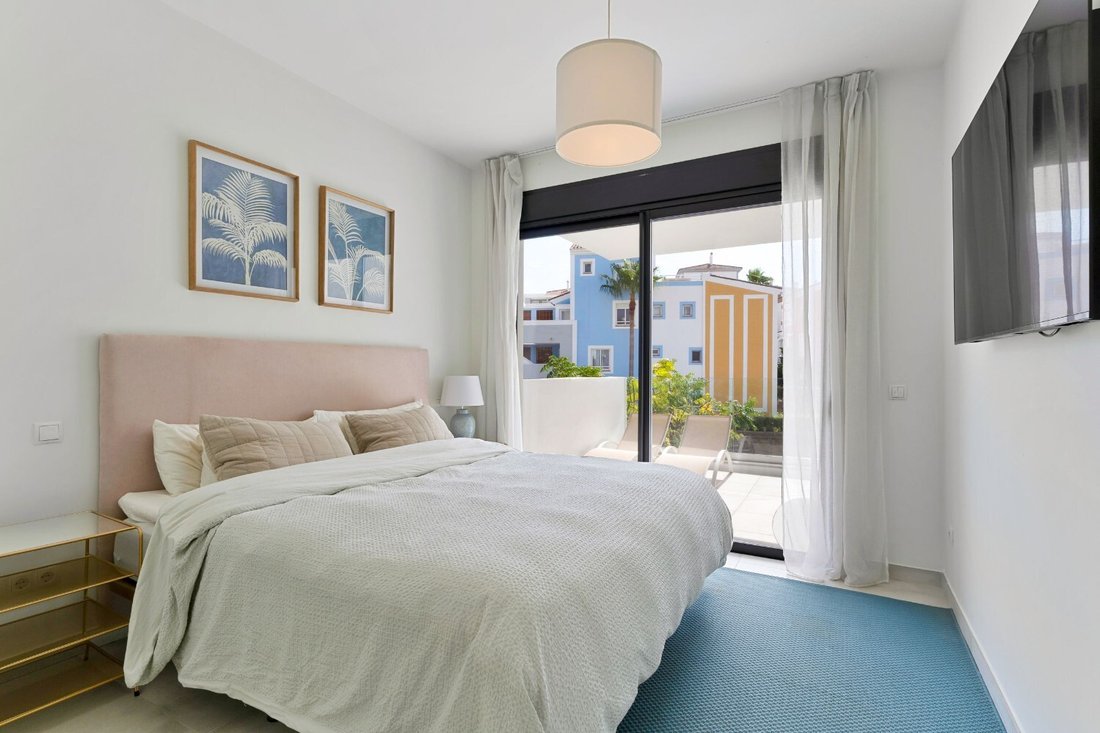 Apartment in Estepona, Andalusia, Spain 3 - 17423148