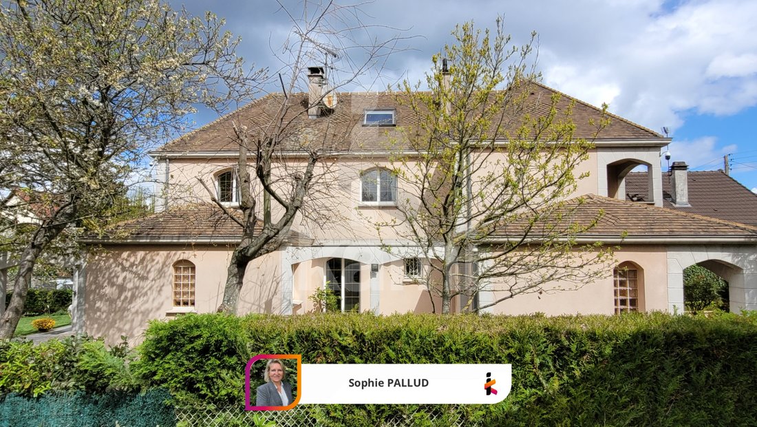 House in Aulnay-sous-Bois, Ile-de-France, France 1 - 17425698