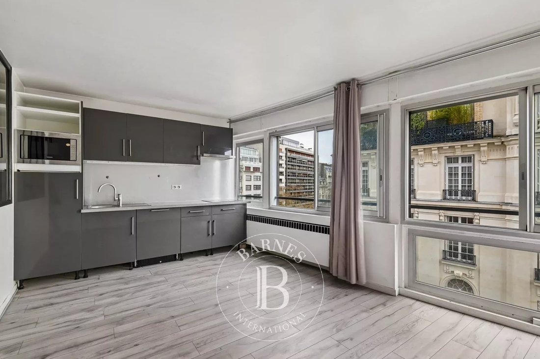 Apartment in Bois de Boulogne, Paris 16e Arrondissement, Paris 3 - 17423508