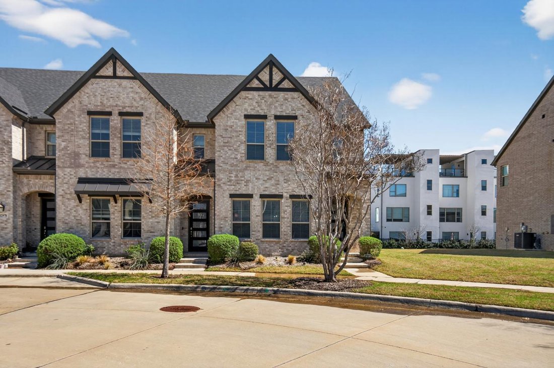 House in Farmers Branch, Texas, United States 1 - 17425418
