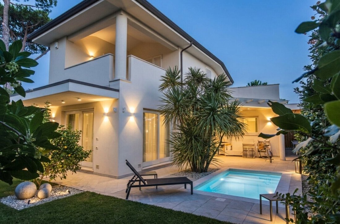 Villa in Center, Forte dei Marmi, Tuscany 1 - 17426730