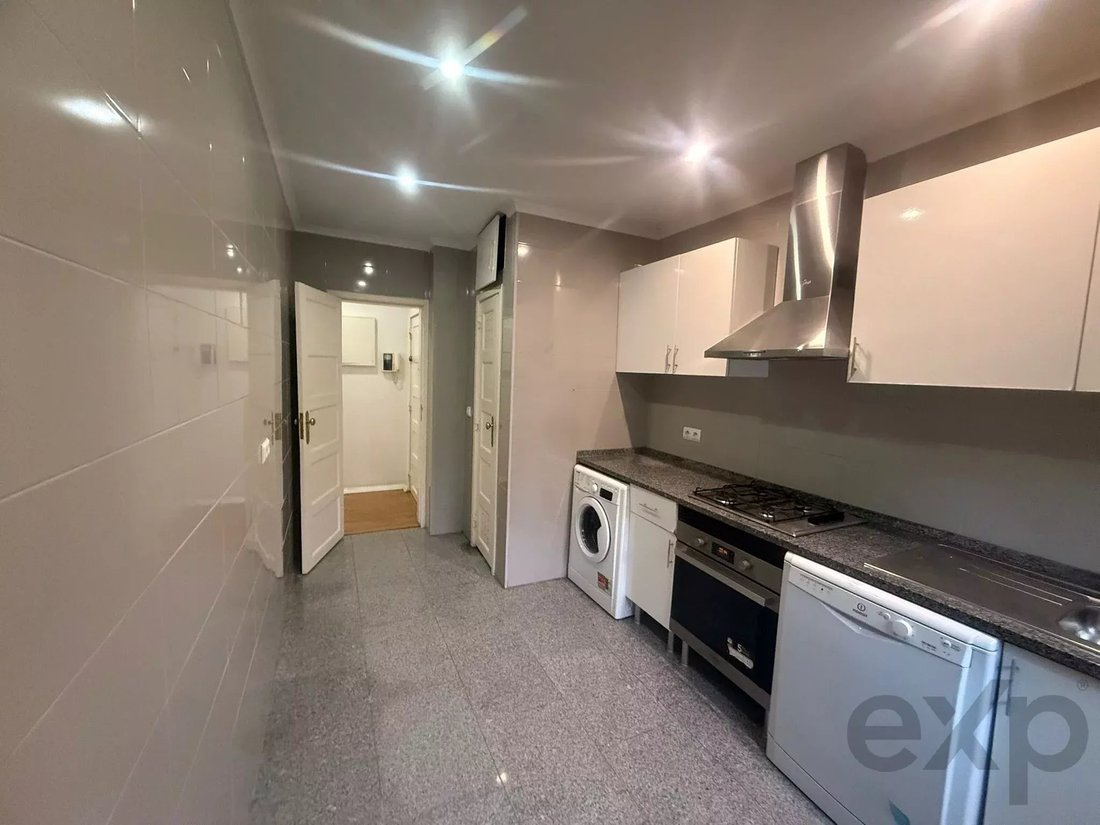 Apartment in Alvalade, Lisbon, Portugal 2 - 17423883