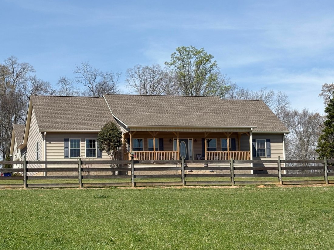 Cleveland, Tennessee, United States 1 - 17424323