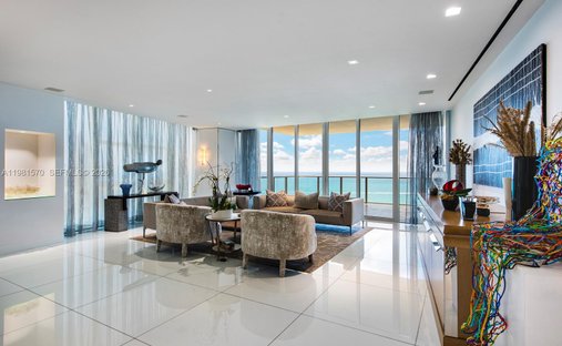 Condo in Bal Harbour, Florida, United States 1