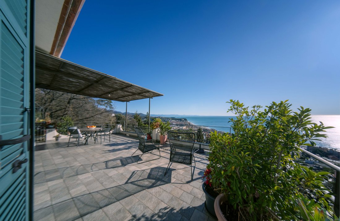 Villa in Albissola Marina, Liguria, Italy 3 - 17424385