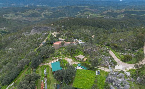 Azienda agricola a Monchique, Algarve, Portogallo 1