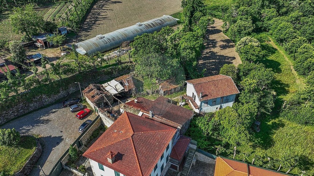 Villa in Este (Sao Pedro e Sao Mamede), Braga, Portugal 1 - 17427090