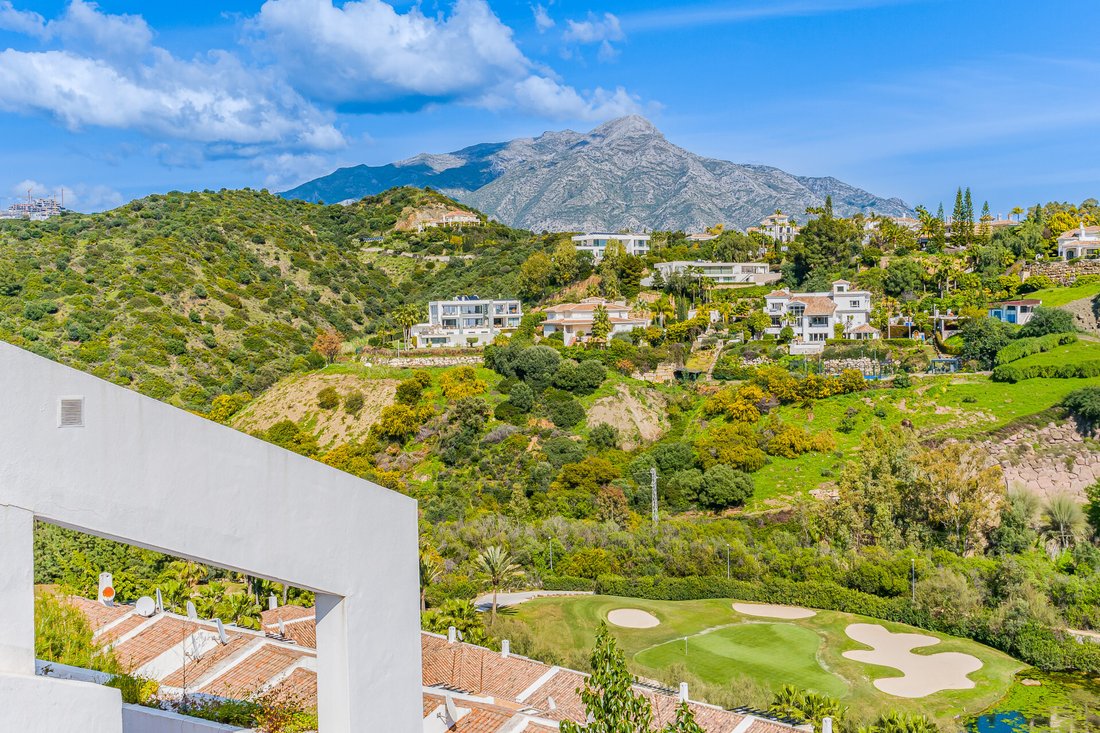 Apartment in La Quinta, Benahavis, Andalusia 4 - 17404445