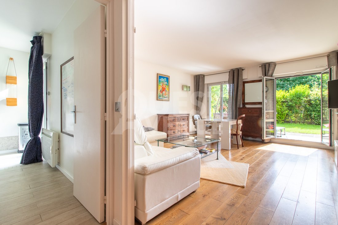 Apartment in Saint-Cloud, Ile-de-France, France 3 - 17426976