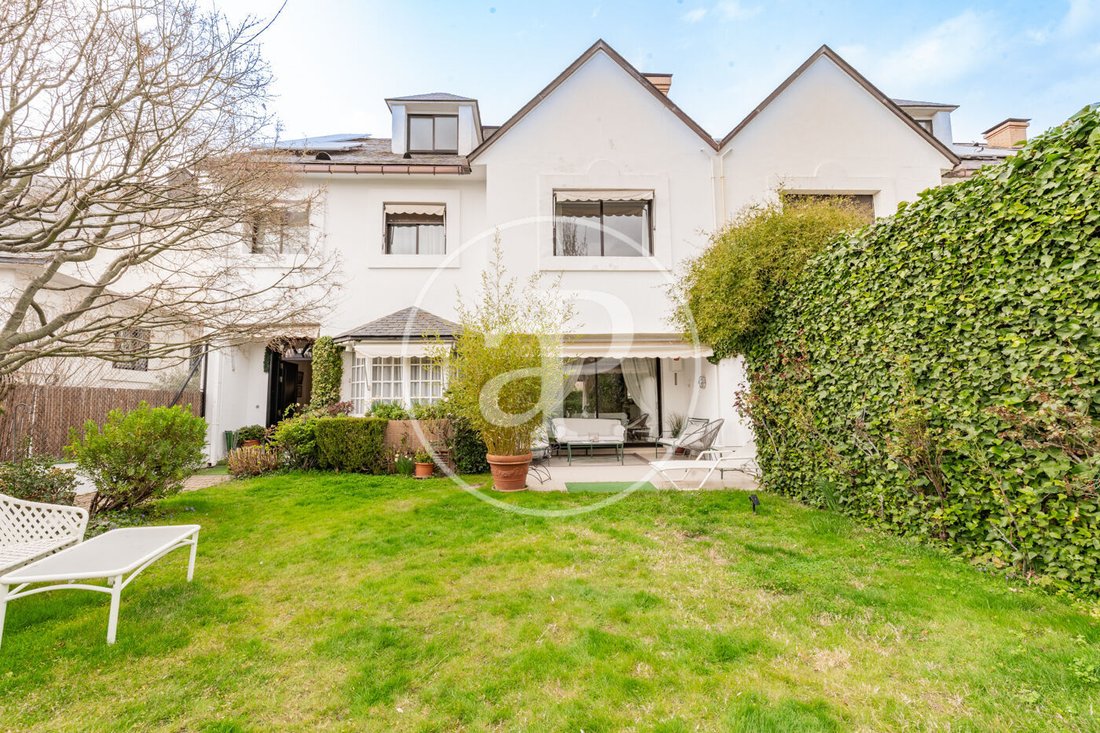 Villa in Hortaleza, Madrid, Spain 1 - 17225006