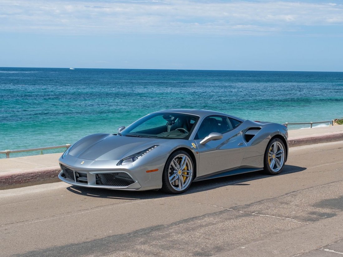 Coupe in La Jolla, CA, United States 1 - 17427078