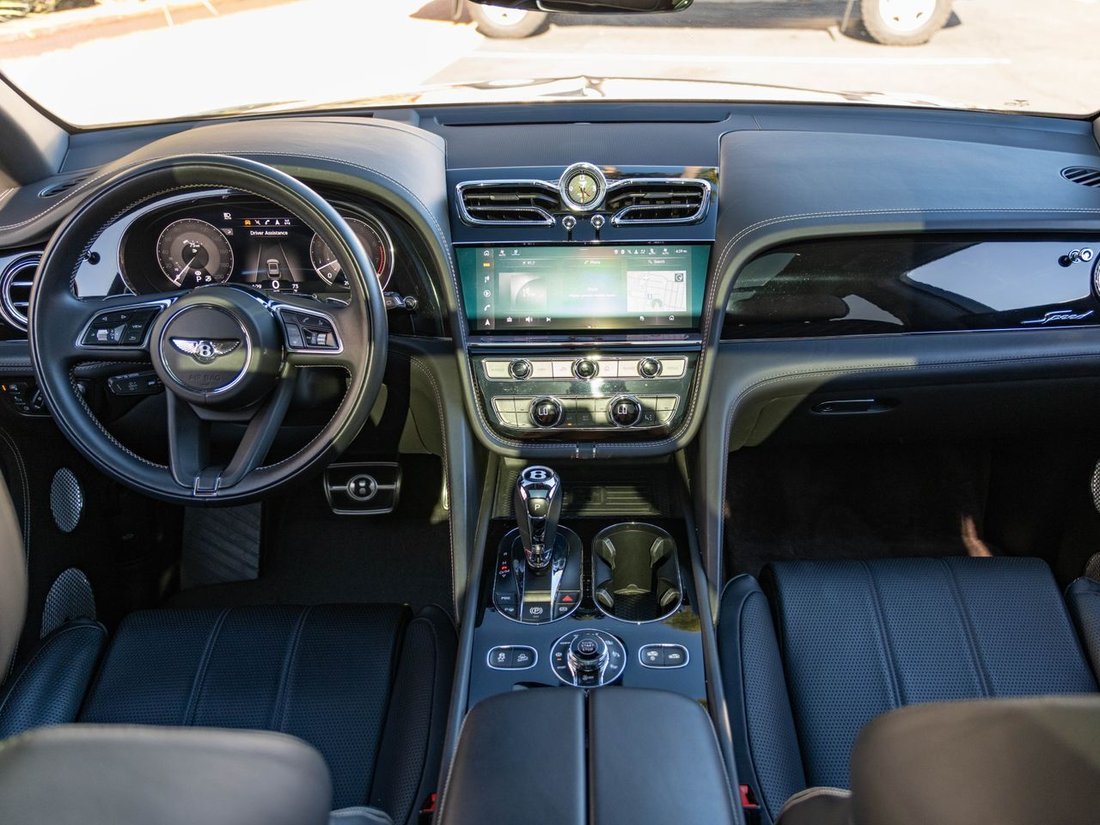 Suv in La Jolla, CA, United States 4 - 17427089
