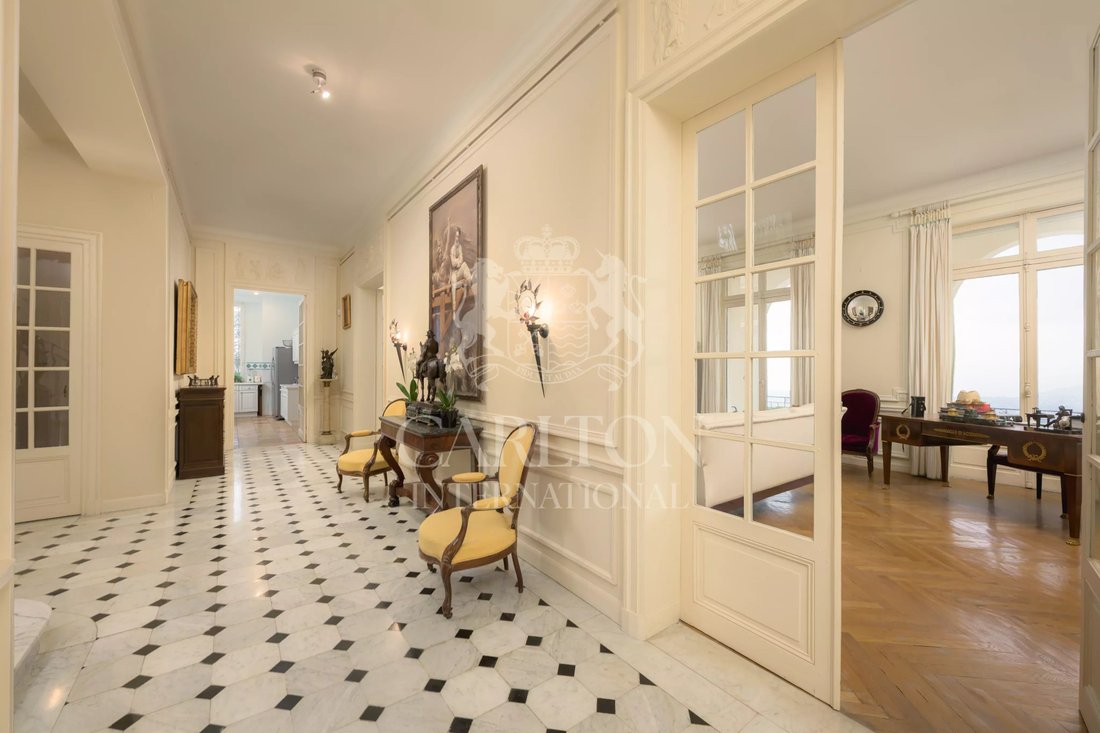 Villa in Grasse, Provence-Alpes-Côte d'Azur, France 4 - 17427112