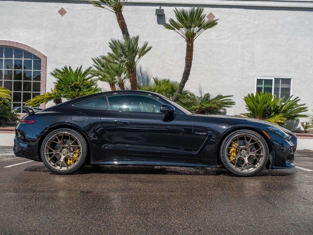 Coupe in La Jolla, CA, United States 4 - 17427080