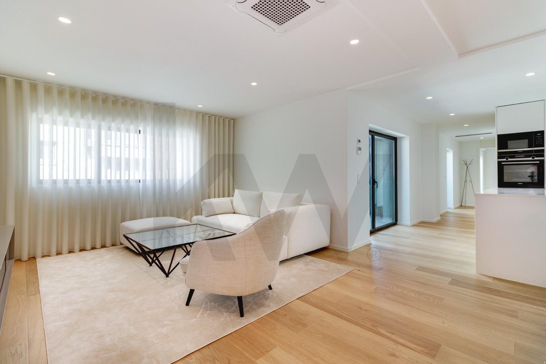 Apartment in Avenidas Novas, Lisbon, Portugal 1 - 17427139