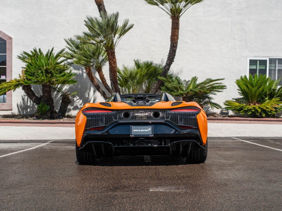 Cabriolet in La Jolla, CA, United States 5 - 17427088
