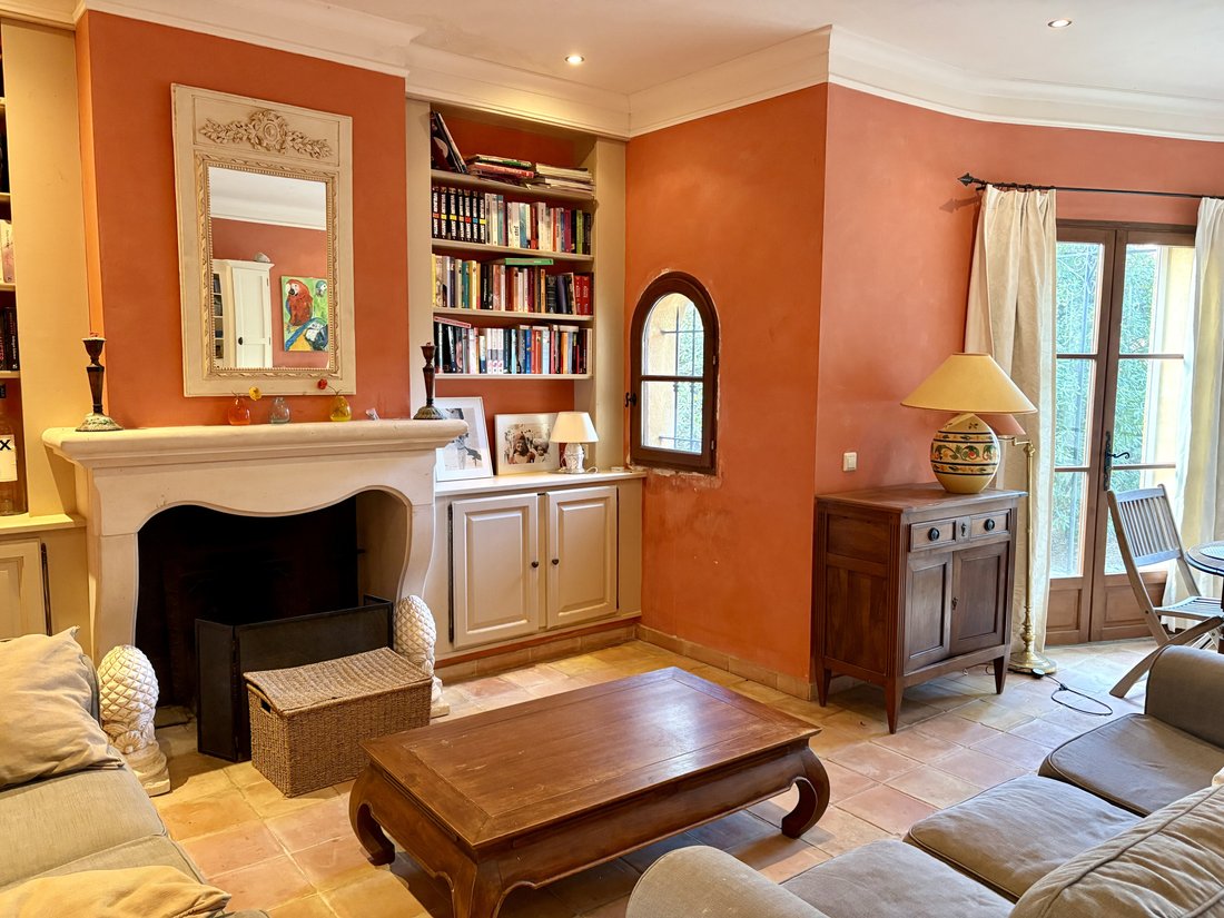 Villa in Hyeres, Provence-Alpes-Côte d'Azur, France 4 - 17426914
