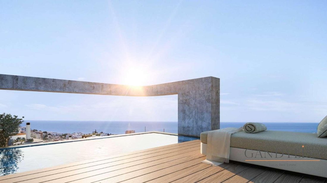 Apartment in Elviria-Cabopino, Marbella, Spain 3 - 17427111