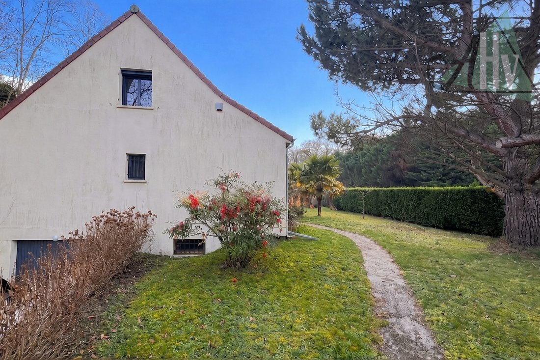 House in Thomery, Ile-de-France, France 3 - 17426940