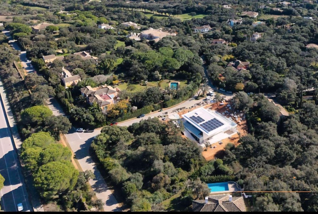 Land in Sotogrande, San Roque, Andalusia 1 - 17427094