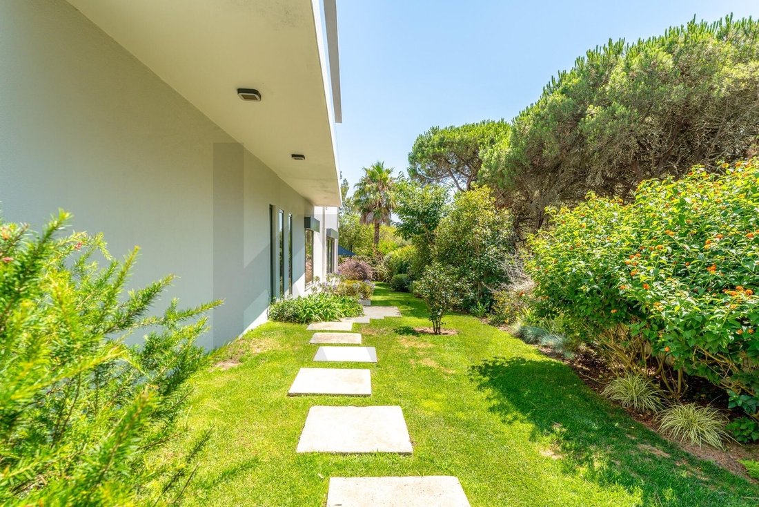 Townhouse in Cascais e Estoril, Lisbon, Portugal 3 - 17427132