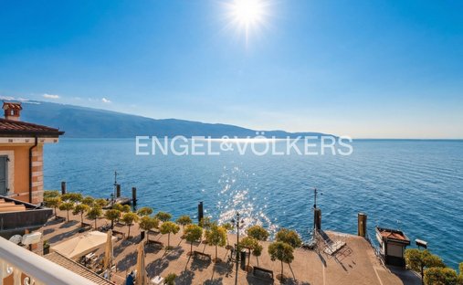 Apartment in Gargnano, Lombardy, Italy 1