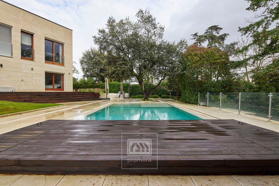 Villa in La Moraleja, Alcobendas, Comunidad de Madrid 3 - 17426866