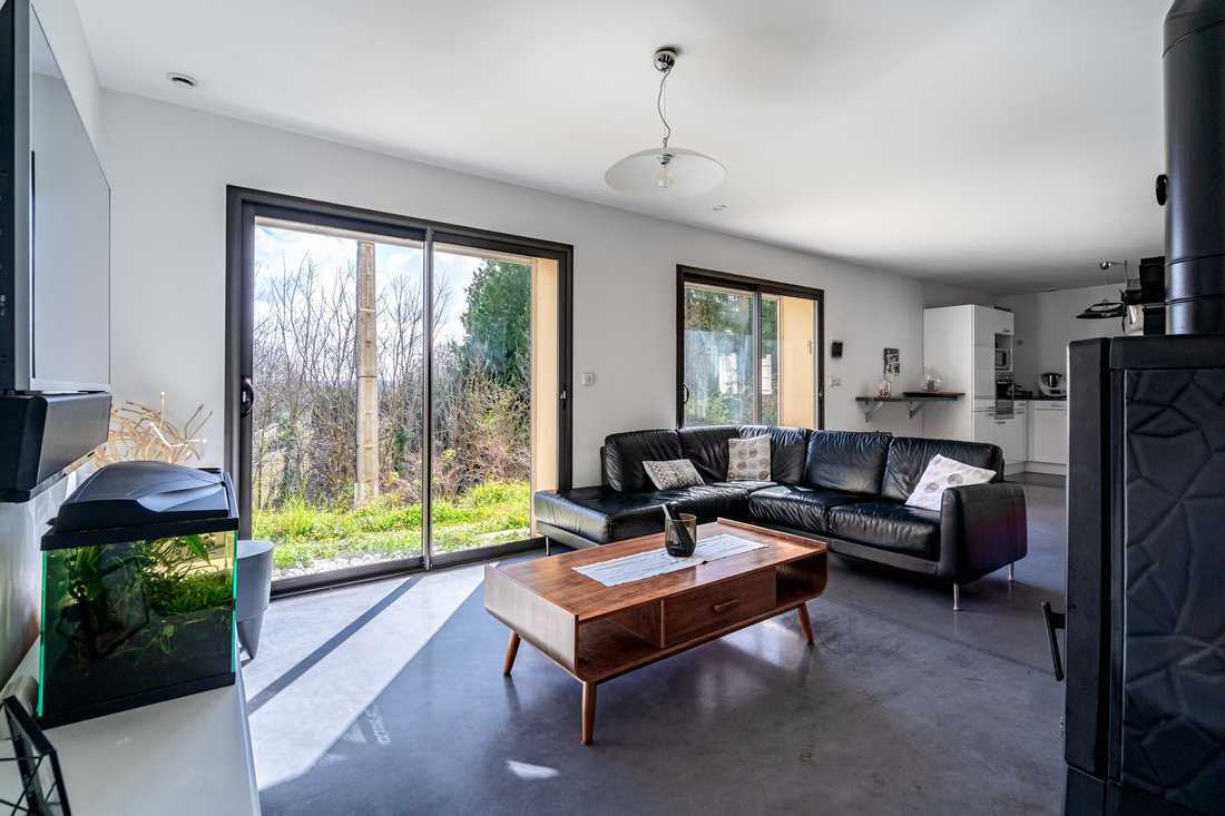 House in Albigny-sur-Saone, Auvergne-Rhône-Alpes, France 5 - 17426885
