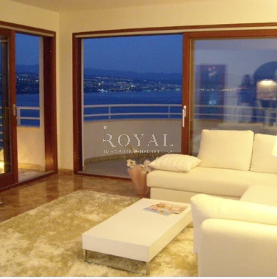 Apartment in Grad Opatija, Primorje-Gorski Kotar County, Croatia 1 - 17427136