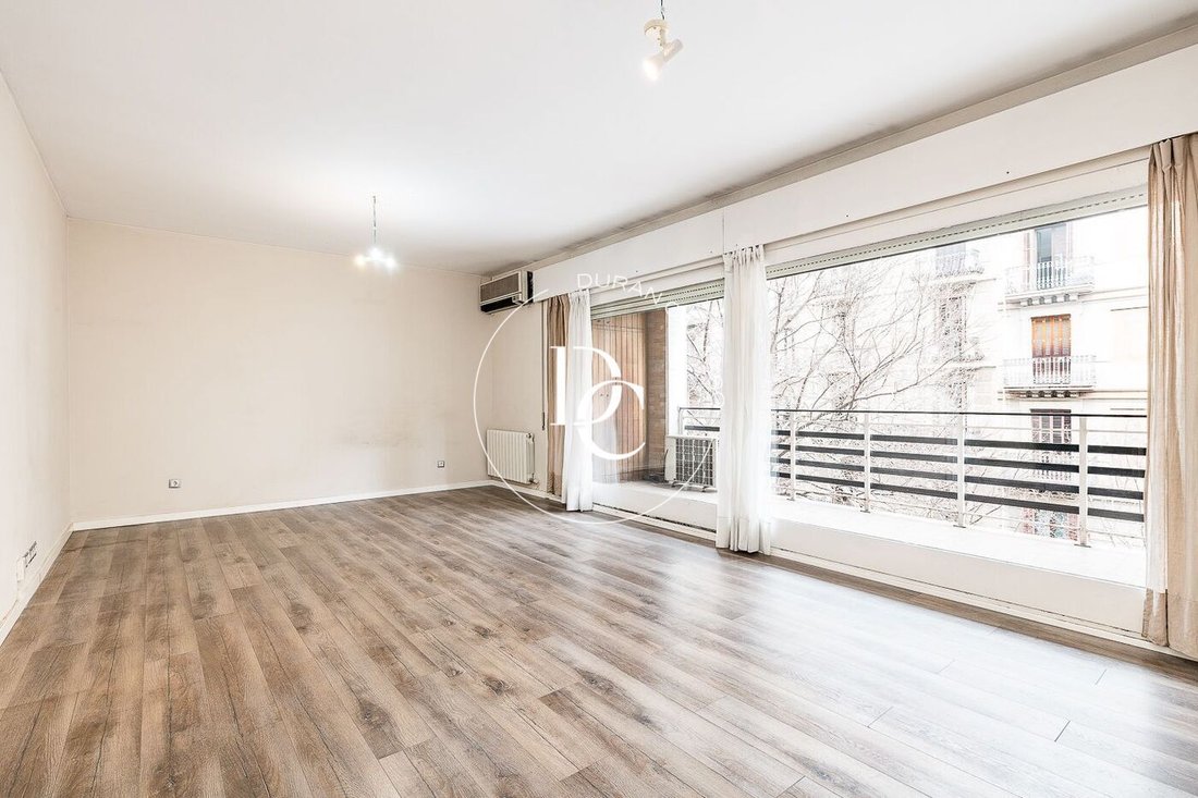 Apartment in Eixample, Barcelona, Spain 2 - 17427147
