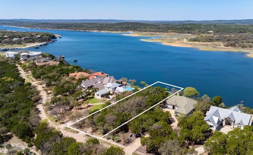Land in Jonestown, Texas, Vereinigte Staaten 1