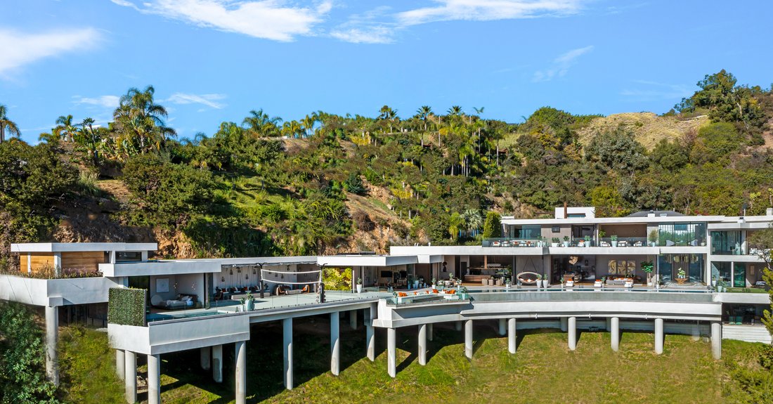 Estate in Los Angeles, California, United States 2 - 17427408